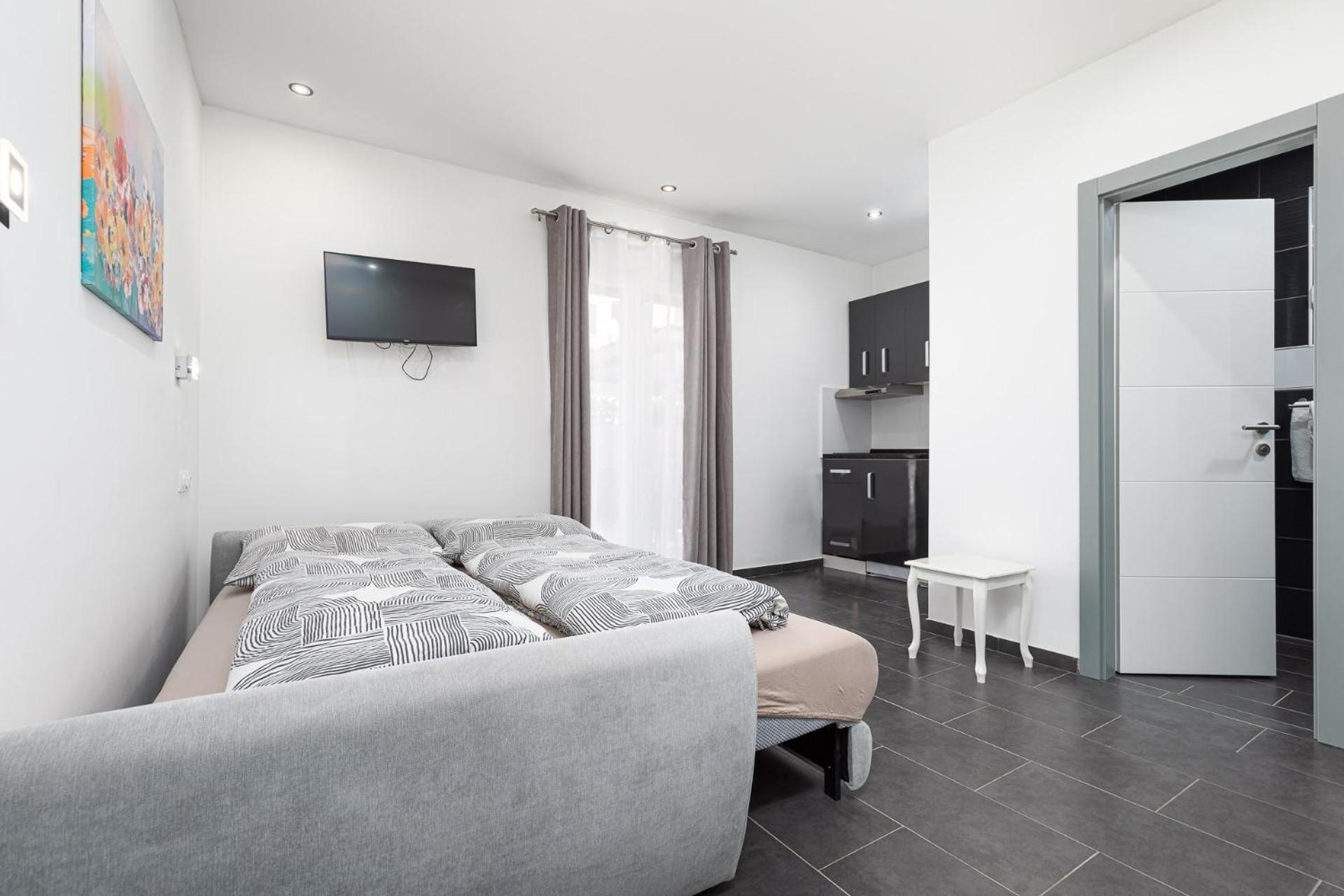 Rooms And Studio Flora Пореч Екстериор снимка